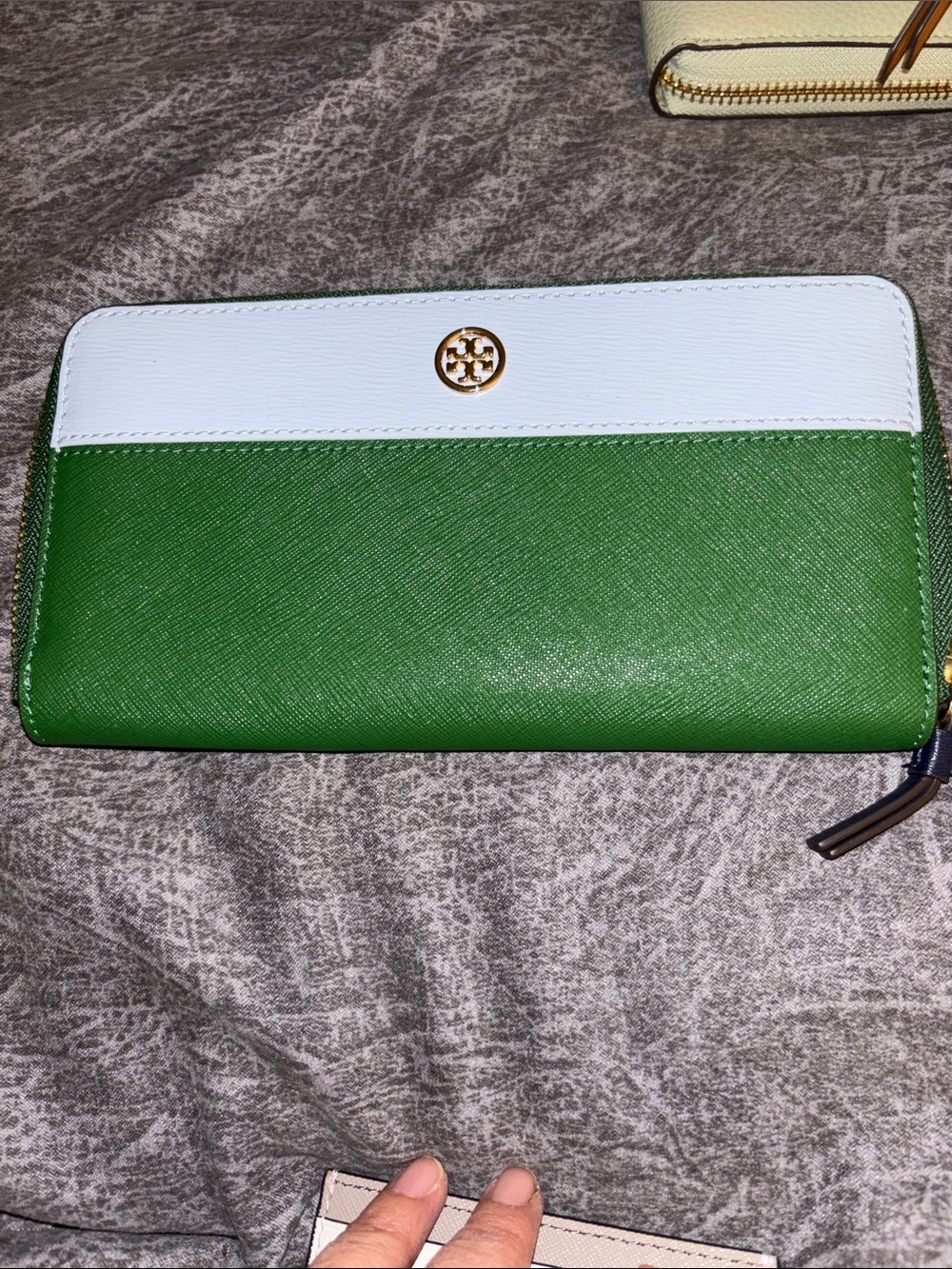 Tory Burch Green and White Zip-Around Continental Wallet with Gold Logo